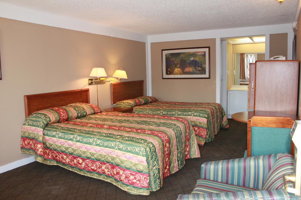 Knights Inn Indianapolis Phòng bức ảnh